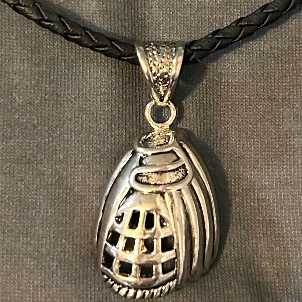 Silver Pendant Necklace